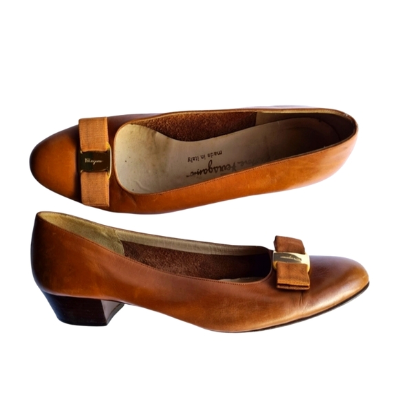 Salvatore Ferragamo AUS 8.5 VINTAGE 90s Designer Tan Leather Vara Bow Pump Shoes - Picture 7 of 17